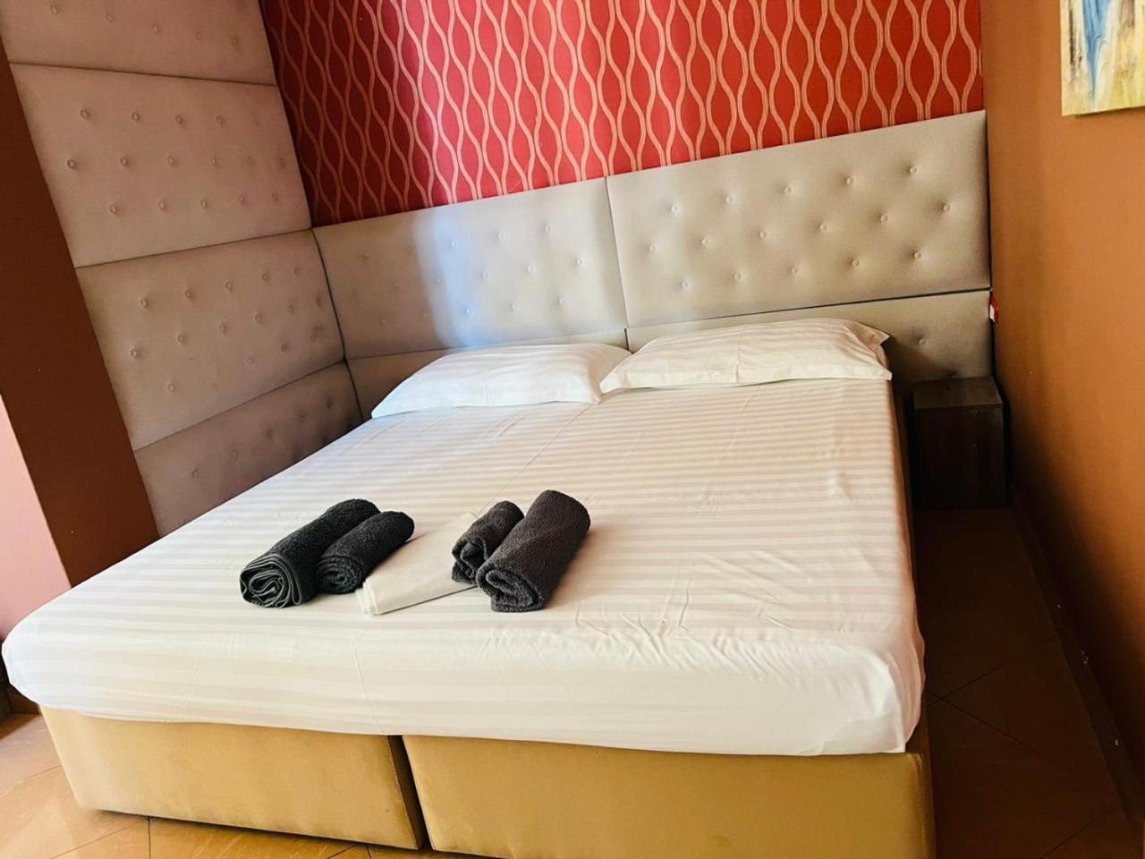 Inn Hotel Škalngur Eksteriør billede
